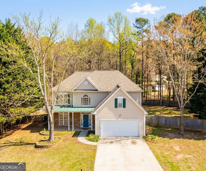 838 Pond View Ct in Buford, GA - Building Photo