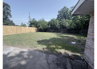 5923 Van Fleet St in Houston, TX - Building Photo - Building Photo