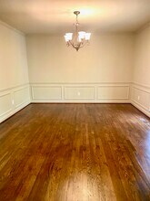 3414 N River Rd in Vestavia, AL - Foto de edificio - Building Photo