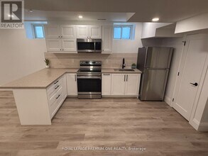 39 Lonborough Ave in Toronto, ON - Building Photo - Building Photo