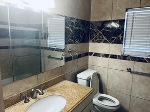 13600 FM1314 in Conroe, TX - Foto de edificio - Building Photo