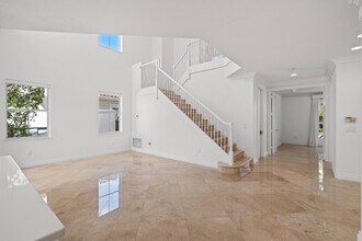 1468 Mariner Way in Hollywood, FL - Building Photo - Building Photo