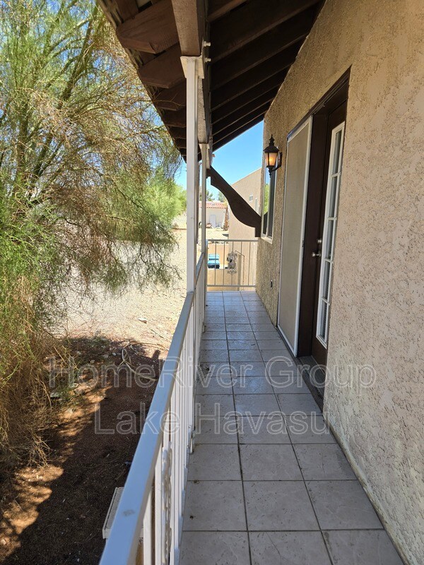85 Acoma Blvd S in Lake Havasu City, AZ - Building Photo - Building Photo
