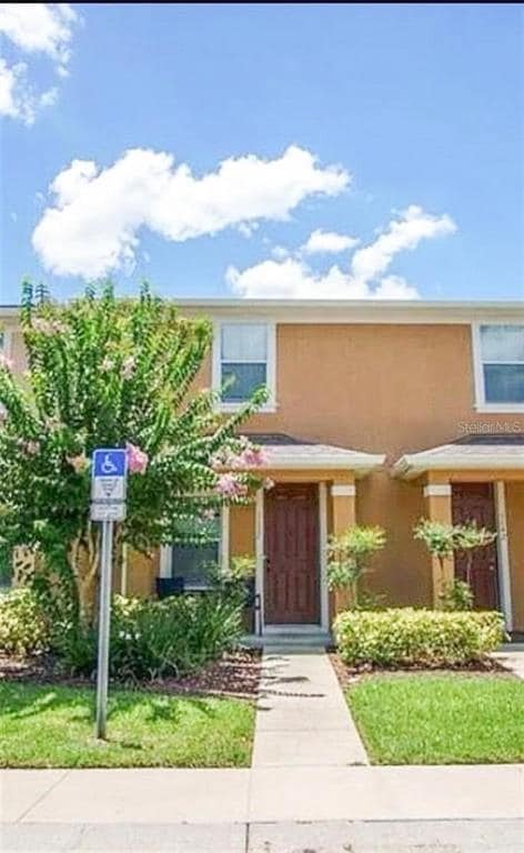property at 1132 Chelsea Dr