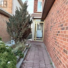 63 Acadian Heights in Brampton, ON - Building Photo - Building Photo