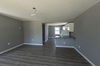 360 Avondale Rd in London, ON - Building Photo - Building Photo