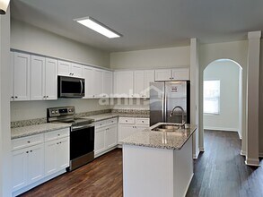 351 Shady Glen in Dallas, GA - Foto de edificio - Building Photo