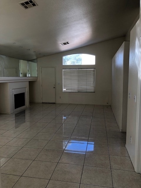 8008 Dinsmore Dr in Las Vegas, NV - Building Photo - Building Photo