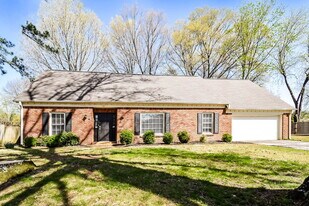 1790 Malabar Dr in Germantown, TN - Building Photo