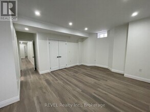 1 Tilsonburg Ave in Brampton, ON - Building Photo - Building Photo