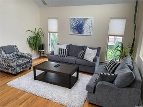40 Malone Ave in East Atlantic Beach, NY - Building Photo - Building Photo