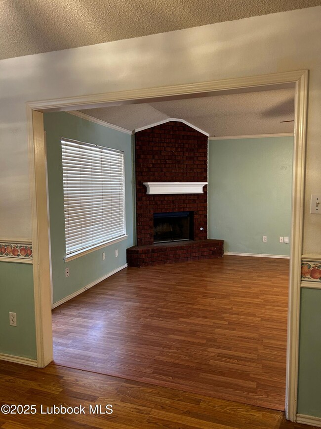 6220 7th St in Lubbock, TX - Foto de edificio - Building Photo