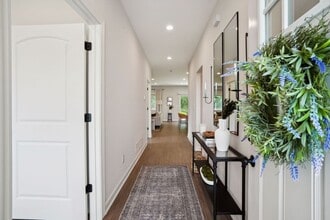 614 S Division St in Roberts, WI - Building Photo - Building Photo