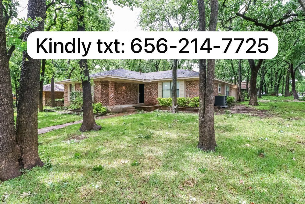 3921 Double Oak Ln in Irving, TX - Building Photo