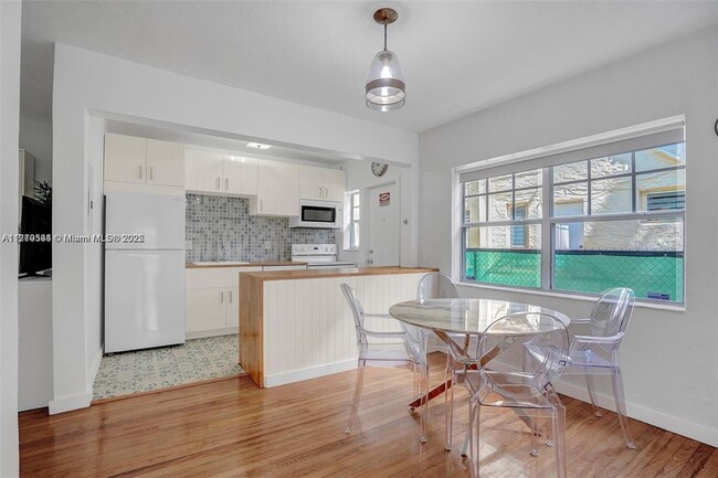 915 8th St in Miami Beach, FL - Building Photo - Building Photo