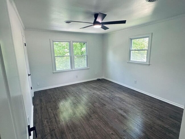 property at 317 Devonwood Ct