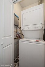 1424 E 53rd St-Unit -207-ARO in Chicago, IL - Foto de edificio - Building Photo