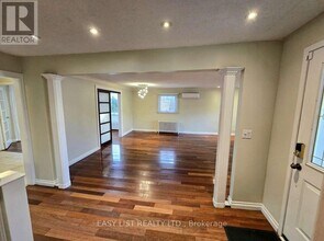 1568 Cawthra Ct in Mississauga, ON - Building Photo - Building Photo