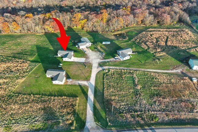 534 Hanover Dr in Dorchester, IA - Building Photo - Building Photo