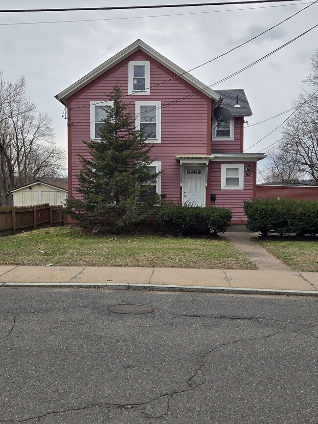 52 Pearl St Rentals in Manchester, CT