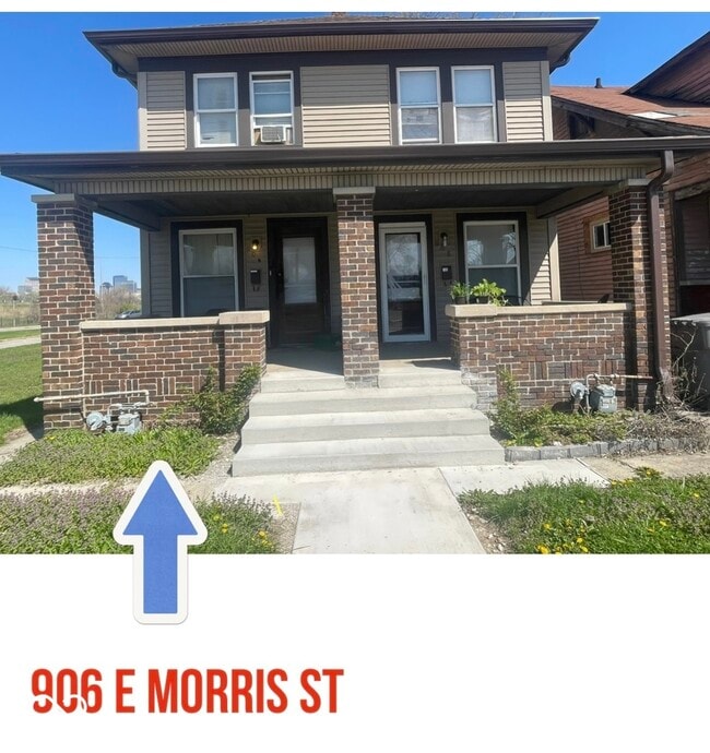 property at 906 E Morris St