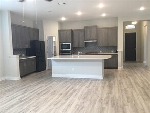 421 Fair Oaks Dr in Georgetown, TX - Building Photo - Building Photo