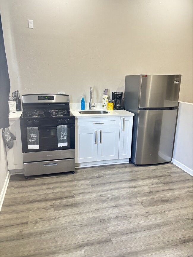 2528 Martin Luther King Jr Blvd in New Orleans, LA - Foto de edificio - Building Photo