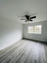 2113 Renaissance Blvd, Unit 306 in Miramar, FL - Foto de edificio - Building Photo