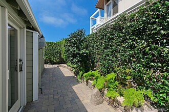 550 Sea Ln in San Diego, CA - Building Photo - Building Photo