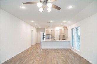 31410 Golden Cliffs Ln in Fulshear, TX - Building Photo - Building Photo