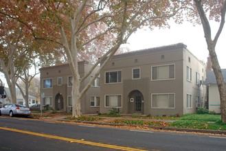 1501 T St in Sacramento, CA - Building Photo - Building Photo