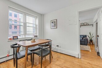 233 Grand St in Hoboken, NJ - Building Photo - Building Photo