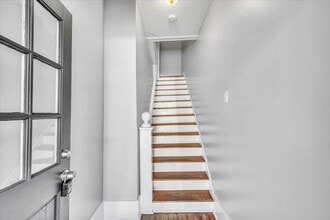 527 E 38th St in Savannah, GA - Building Photo - Building Photo