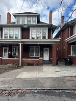 2020 Chestnut St in Harrisburg, PA - Building Photo