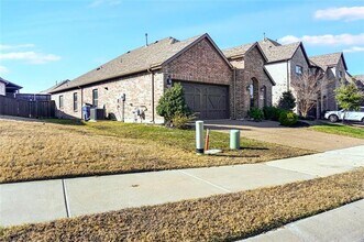 1526 Derby Dr in Rockwall, TX - Building Photo - Building Photo
