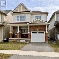 51 Esther Cres in Thorold, ON - Building Photo