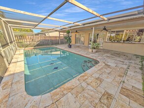 8361 NW 24th Pl in Sunrise, FL - Building Photo - Building Photo