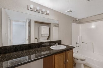 1241 N 48th St in Phoenix, AZ - Building Photo - Building Photo