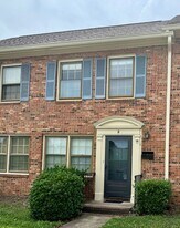 6300 Old Pineville Rd in Charlotte, NC - Building Photo