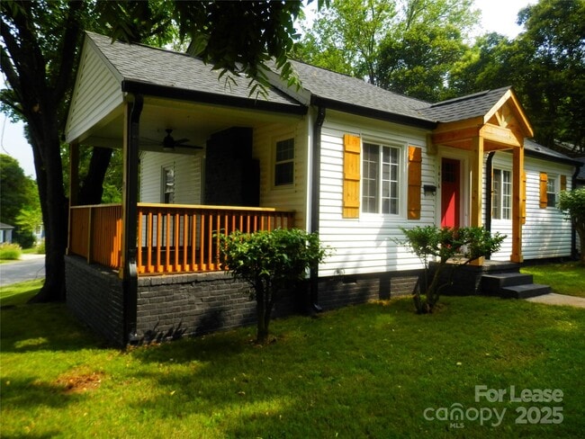 1416 Effingham Rd in Charlotte, NC - Building Photo - Building Photo