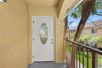 631 NW 79th Terrace in Pembroke Pines, FL - Building Photo - Building Photo