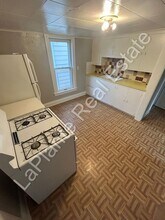 1439 Vassar Dr in Toledo, OH - Foto de edificio - Building Photo