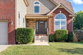 1483 Brew Moss Dr in Clarksville, TN - Building Photo - Building Photo