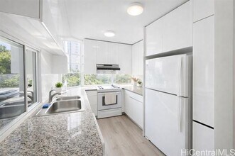 1212 Nuuanu Ave in Honolulu, HI - Building Photo - Building Photo