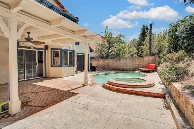 19832 Turtle Springs Way in Porter Ranch, CA - Building Photo - Building Photo