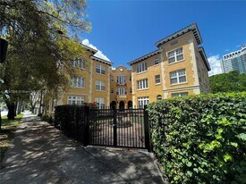 3224 Biscayne Blvd, Unit F3 in Miami, FL - Building Photo