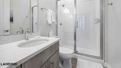 3022 Zuni St, Unit 202 in Denver, CO - Building Photo - Building Photo