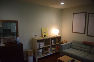 3110 Red River St, Unit 204 in Austin, TX - Foto de edificio - Building Photo