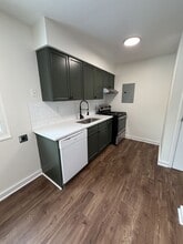 1530 Genessee Ave in Columbus, OH - Building Photo - Building Photo