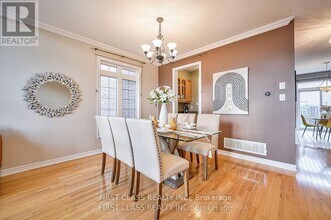 12 Glaceport Crescent in Markham, ON - Building Photo - Building Photo